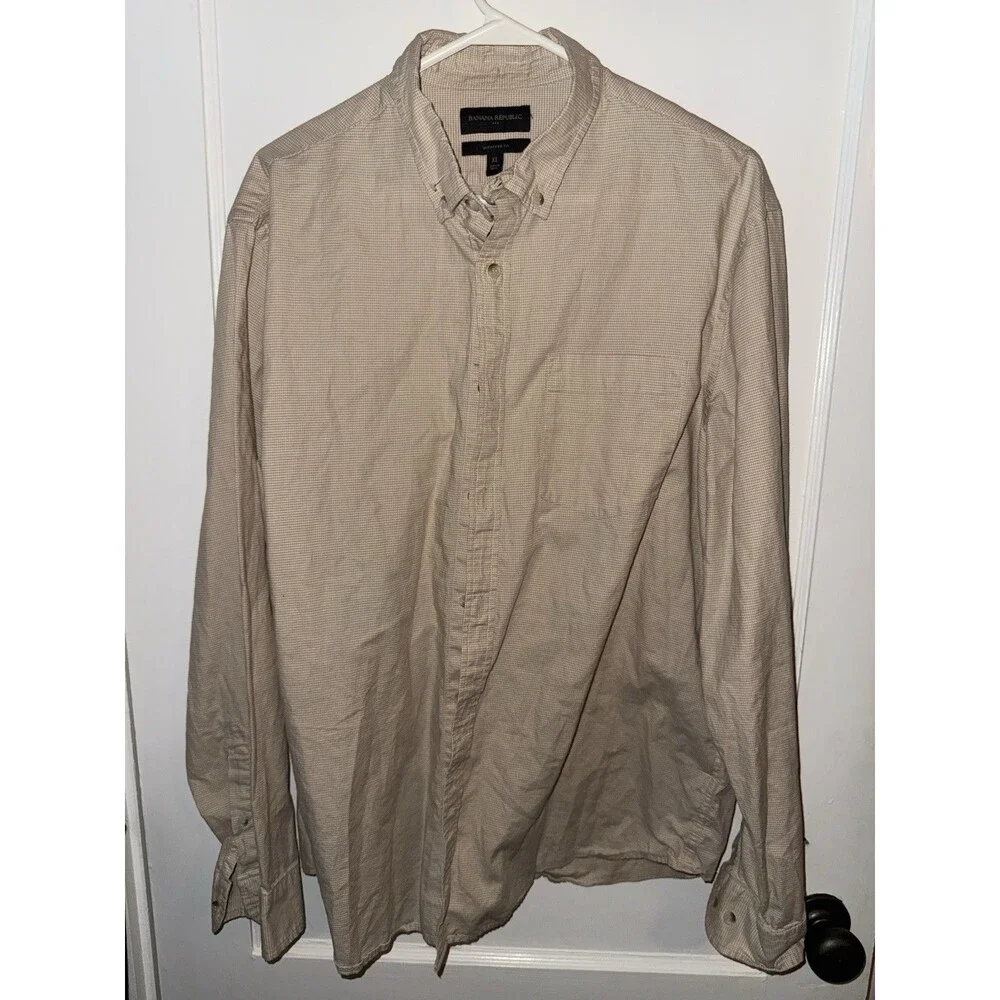 Banana Republic Mens XL Untucked Fit Tan Check Long Sleeve Button Down Shirt